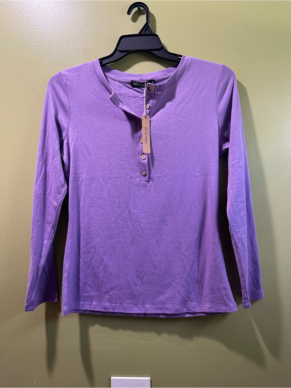Ticticmini Long-Sleeve Henley Top
